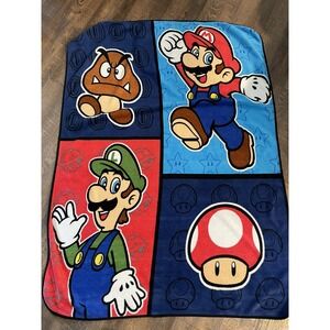 Super Mario Fleece Throw Blanket 44" X 59 in Soft Warm Video Game Nintendo